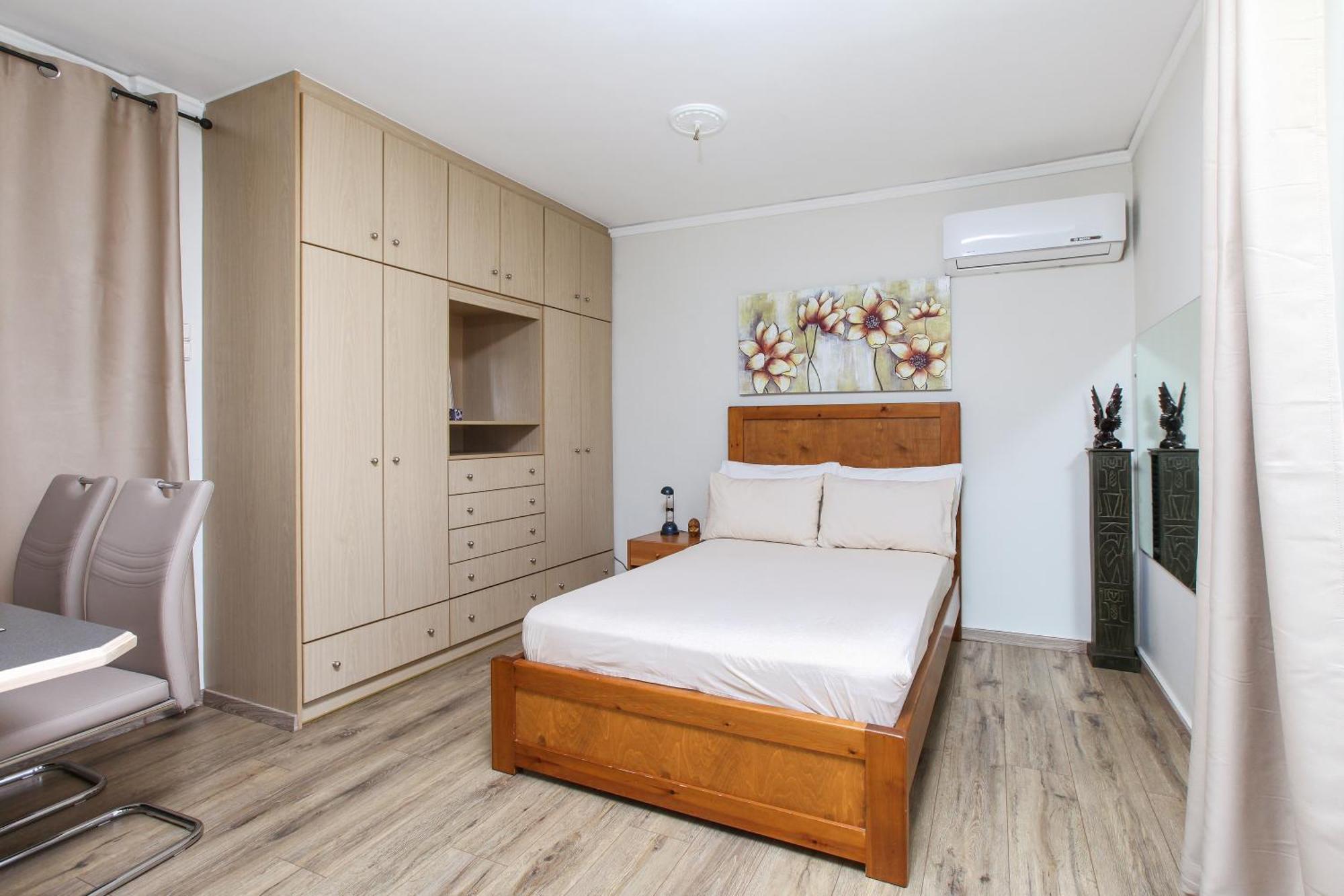 Loft Condo Next To Metro Station. Amazing View! Афины Экстерьер фото